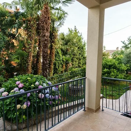 Apartment Lanca