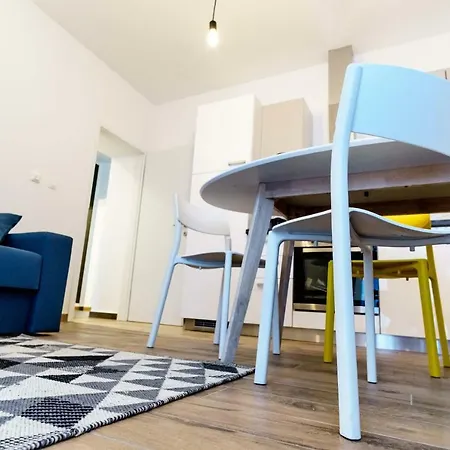 Lanca Апартаменты *