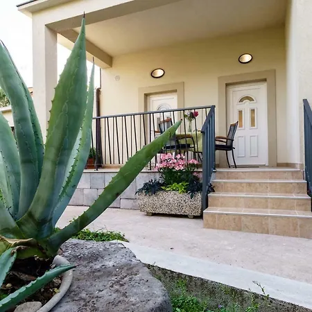 Lanca * Опатия